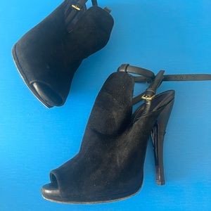 GUCCI suede runway heels